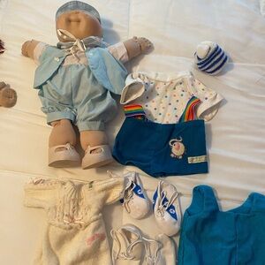 Vintage Cabbage Patch baby boy with clothing